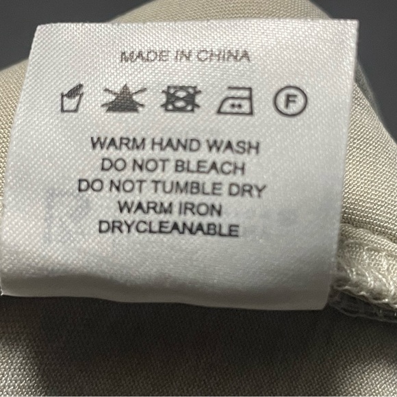 Buffbunny high rise track pants size medium in bone - Picture 8 of 8